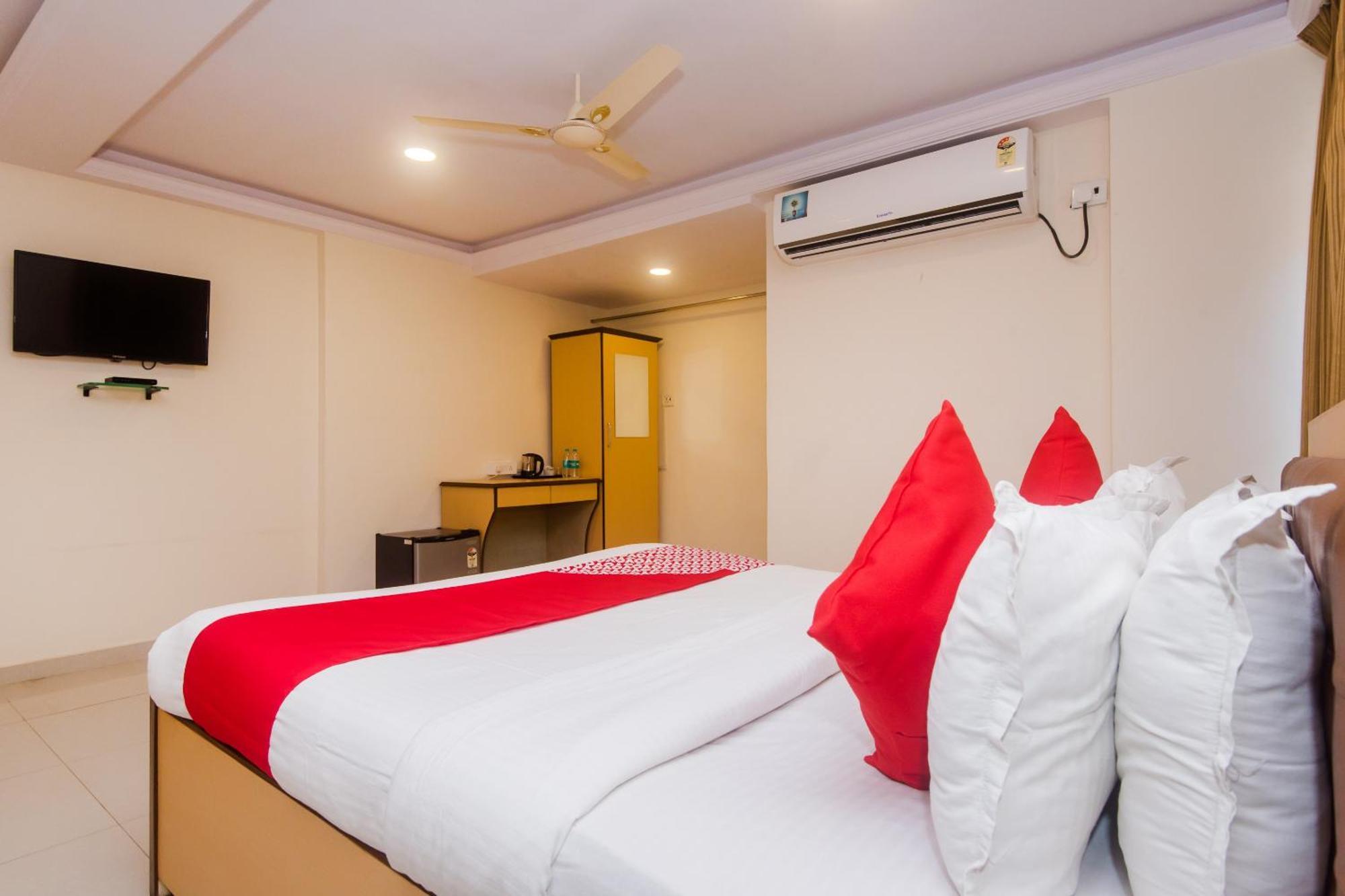 Hotel Capital O Orbit Near Infiniti Mall Bombay