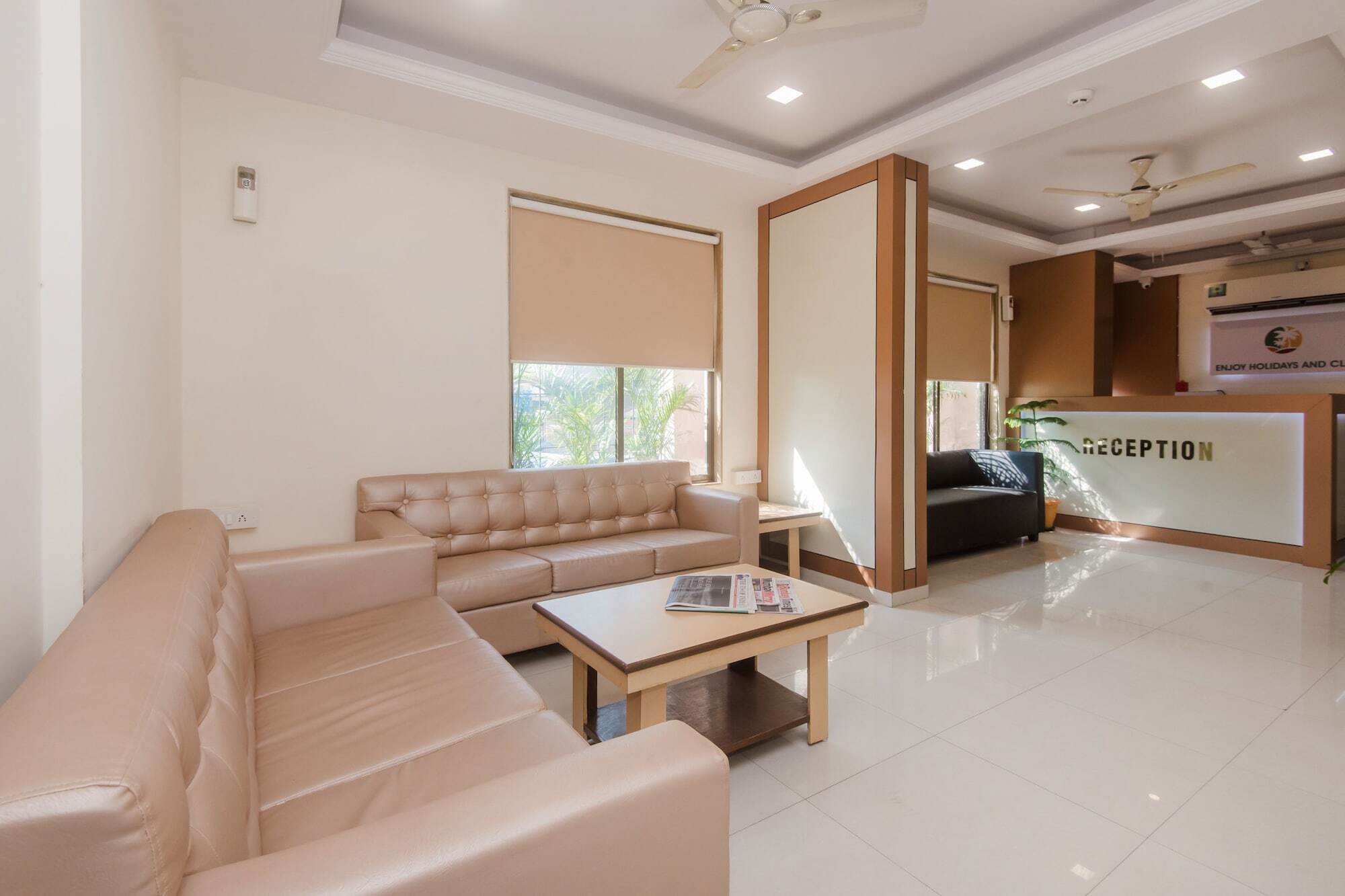 Hotel Capital O Orbit Near Infiniti Mall Bombay